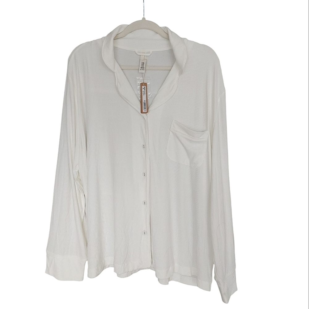 SKIMS Soft Lounge Button Up Pajama Top - Picture 15 of 15